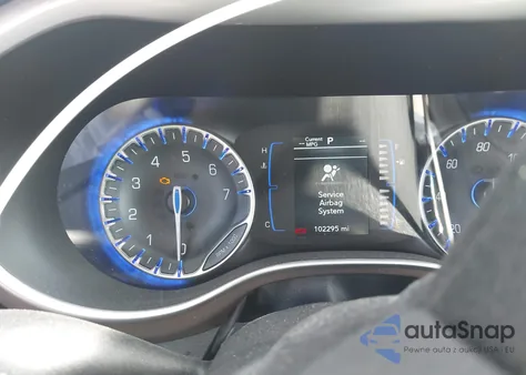 2021 Chrysler Voyager Lxi из США, поврежденный, VIN 2C4RC1DG9MR551342